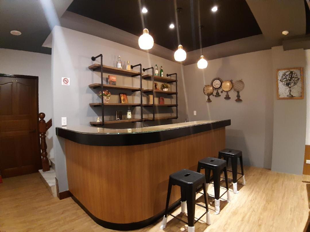 藏青民宿the Wind Guesthouse-Youth Inn Tainan Exterior photo